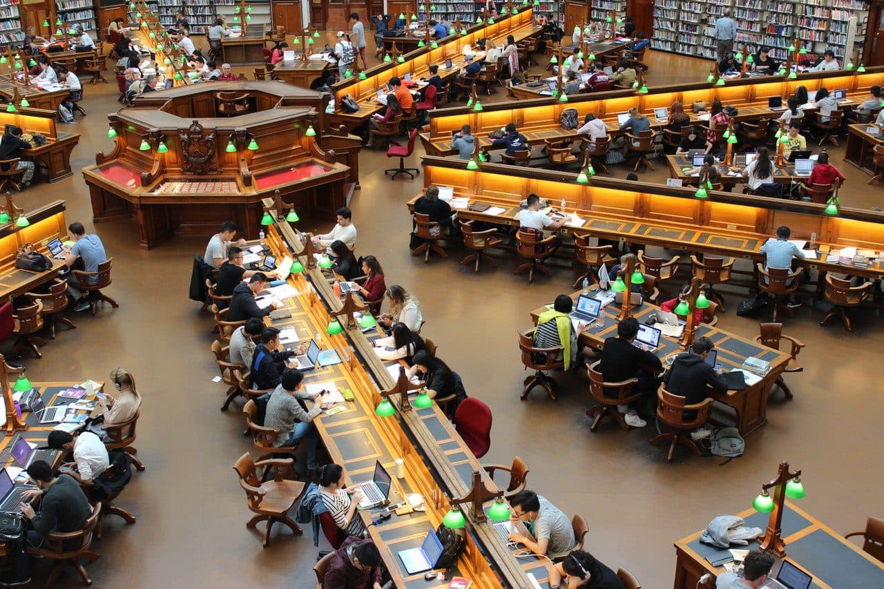 ¿En qué universidades han estudiado los multimillonarios más exitosos del mundo?